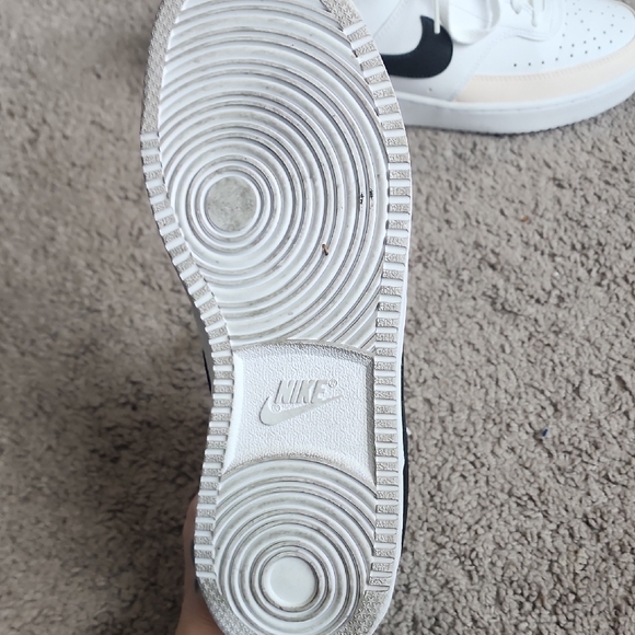 Nike White, Light Pink and Black Sneakers Classic Low-Top Design - Picture 6 of 7